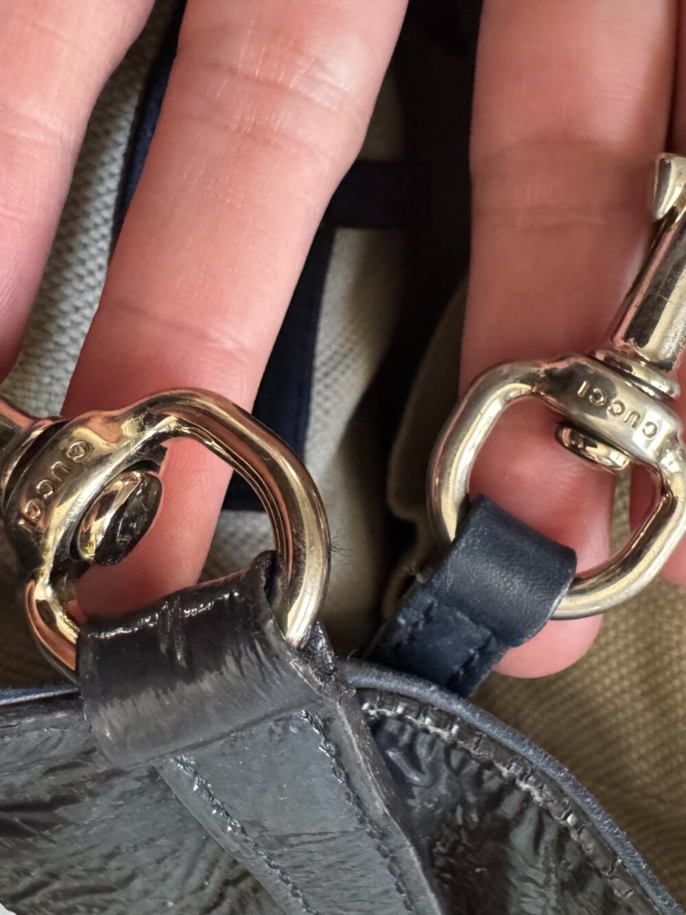 GUCCI Soho Patent Leather GG Embossed Tote / Shoulder Bag – Tassel Zip - Picture 8 of 12